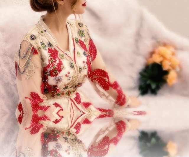 How to Score the Best Discounts on Dresses, Shoes, and Handbags