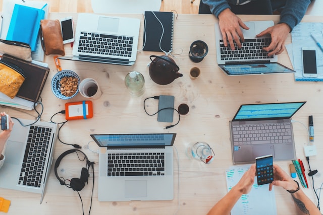 Where to Find the Hottest Tech Deals Online Right Now
