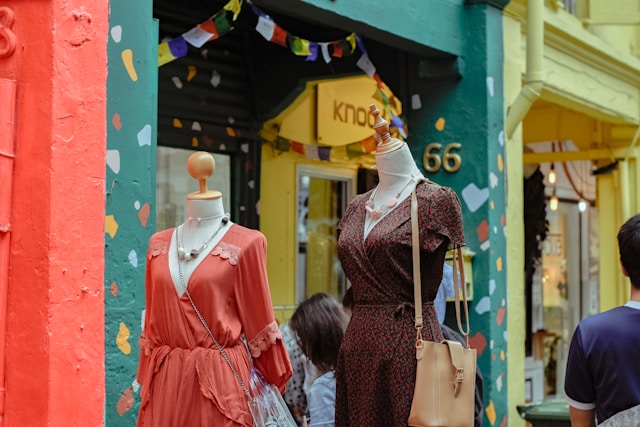 Best Online Stores for Mega Discounts in 2025