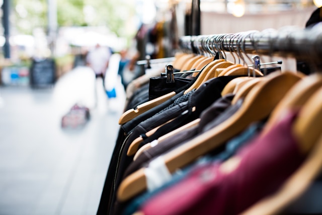 10 Smart Shopping Hacks to Save Big Every Month